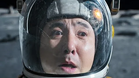 【谷阿莫】他在月球看著隕石撞擊地球，他該如何抵抗這全宇宙僅剩他一人的孤獨2022《獨行月球》封面图